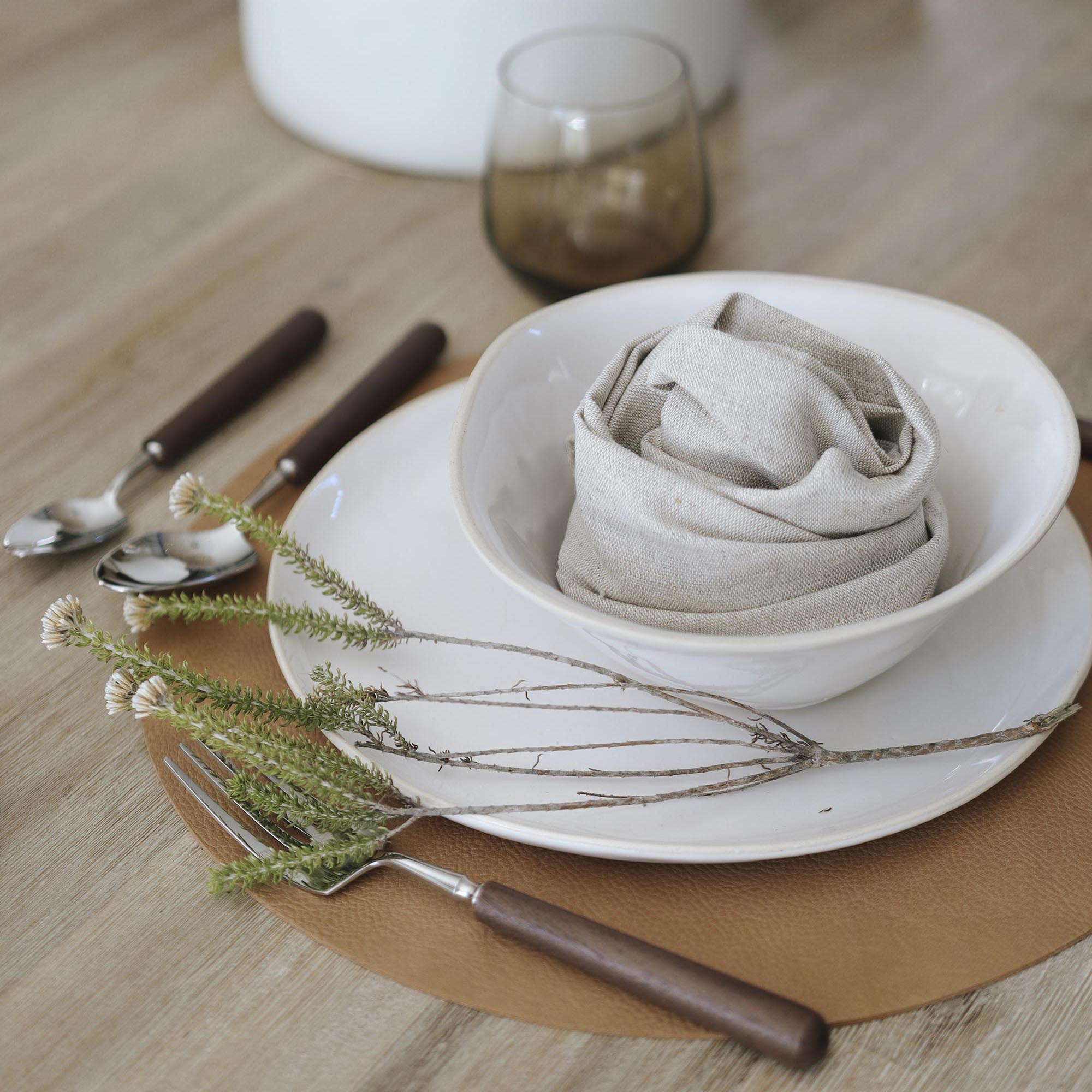 Kitchen & Dining