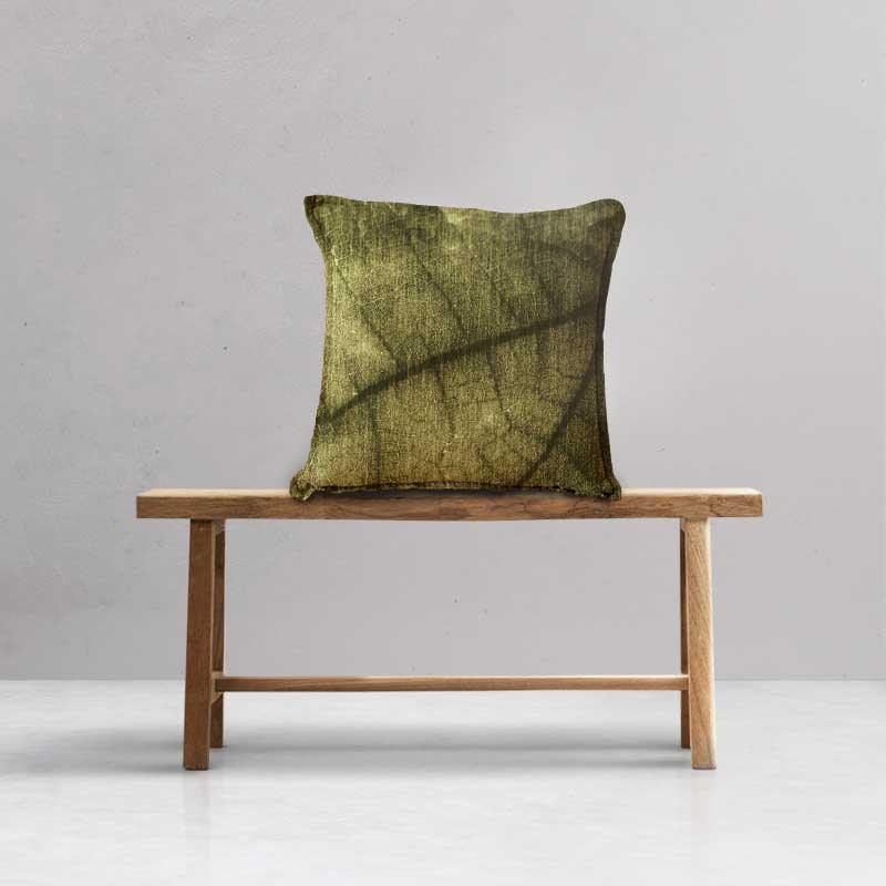 Luxe Scatter Cushion - Delicate leaves pattern - LAPERLE