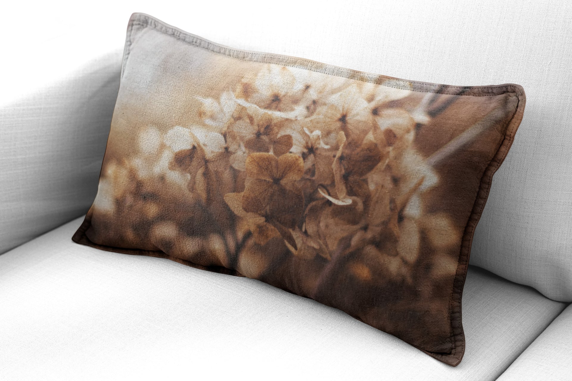 Luxe  Rectangular Cushion  - Dried Hydrangea