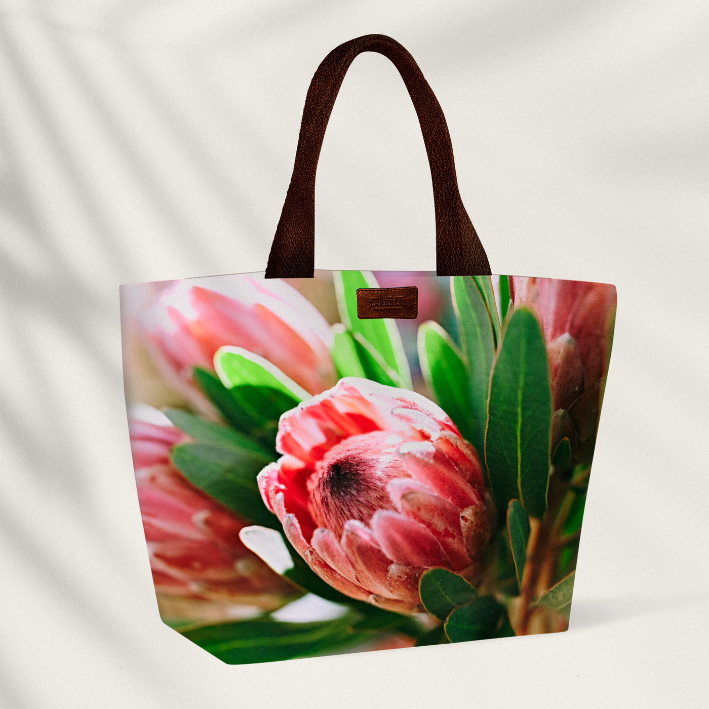 Large leather bag with 'Painted' Protea Design