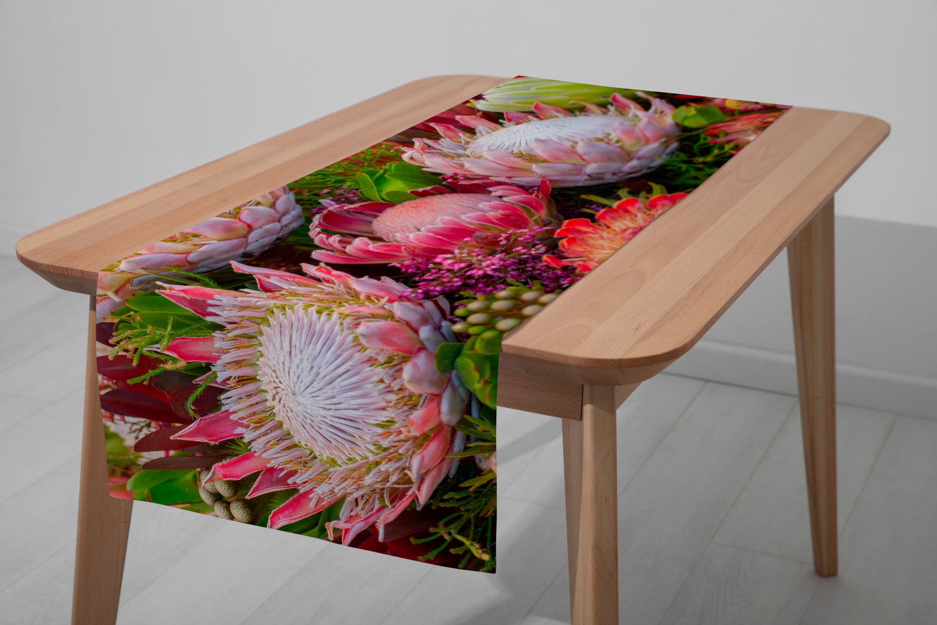 Runner - Protea