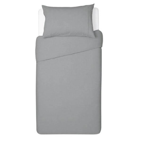 Light grey duvet with pillow